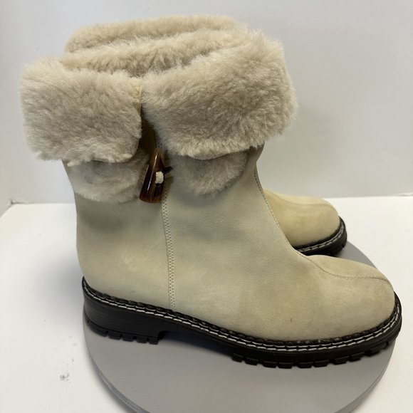 Cold Creek Boots Champagne Color Suede Look Size 8.5 Zippered Side - Picture 2 of 7